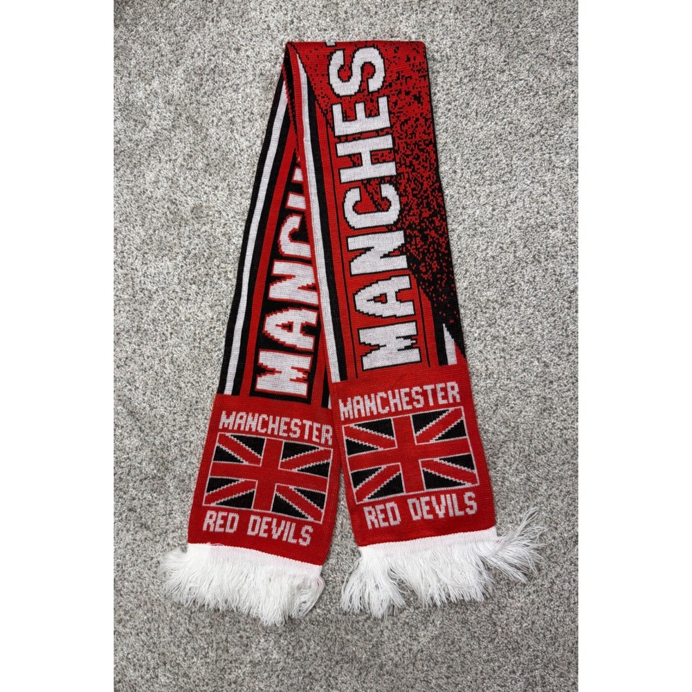 Scarf Manchester Red Devils Red Soccer Fan Union Jack Fringed Knit